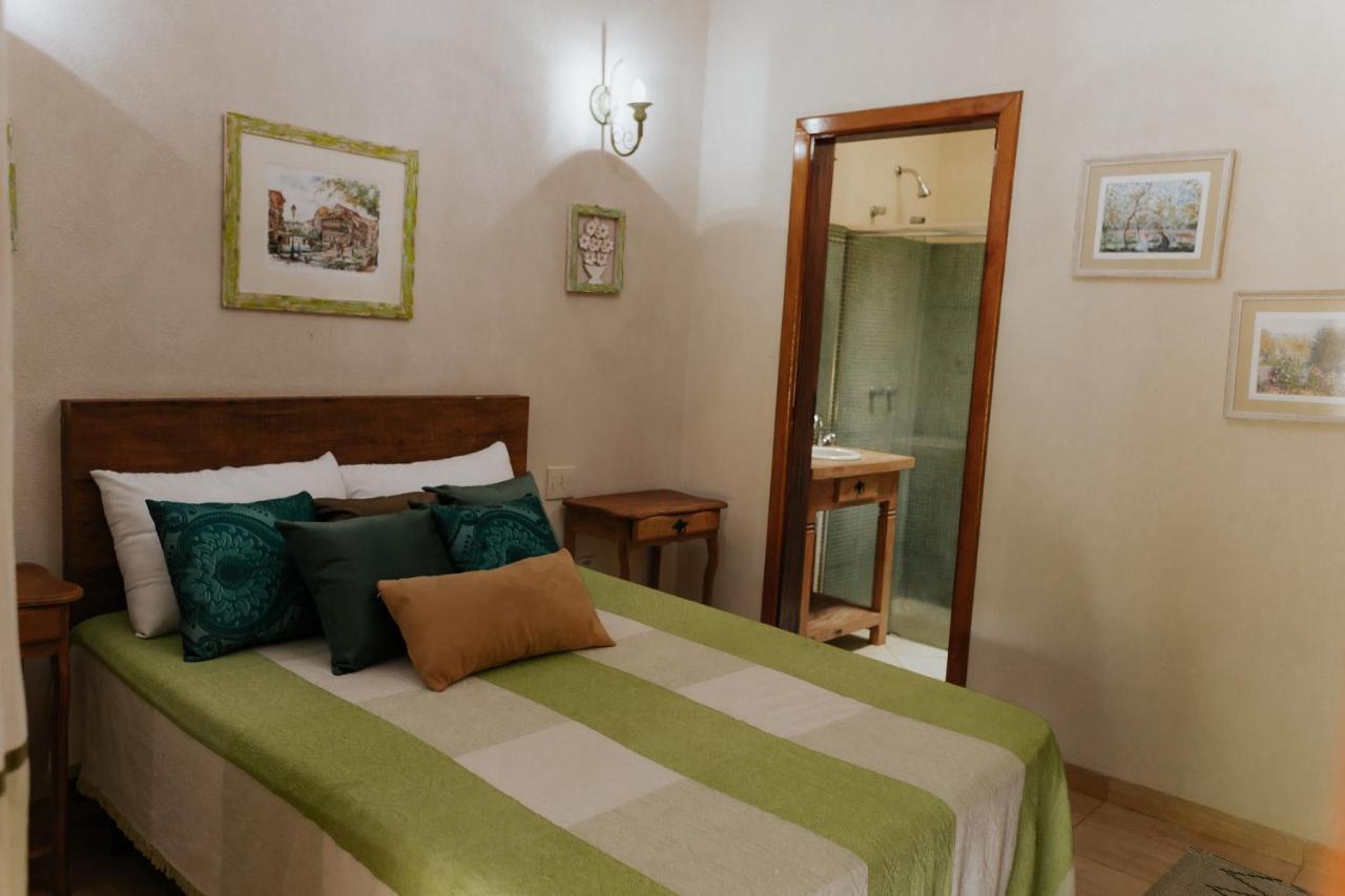 Hotel Pousada Chale Das Flores Sertaozinho Bagian luar foto