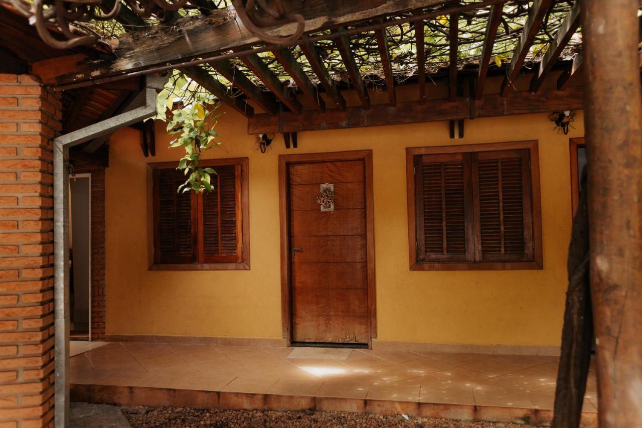 Hotel Pousada Chale Das Flores Sertaozinho Bagian luar foto