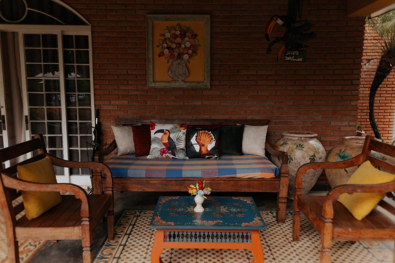 Hotel Pousada Chale Das Flores Sertaozinho Bagian luar foto