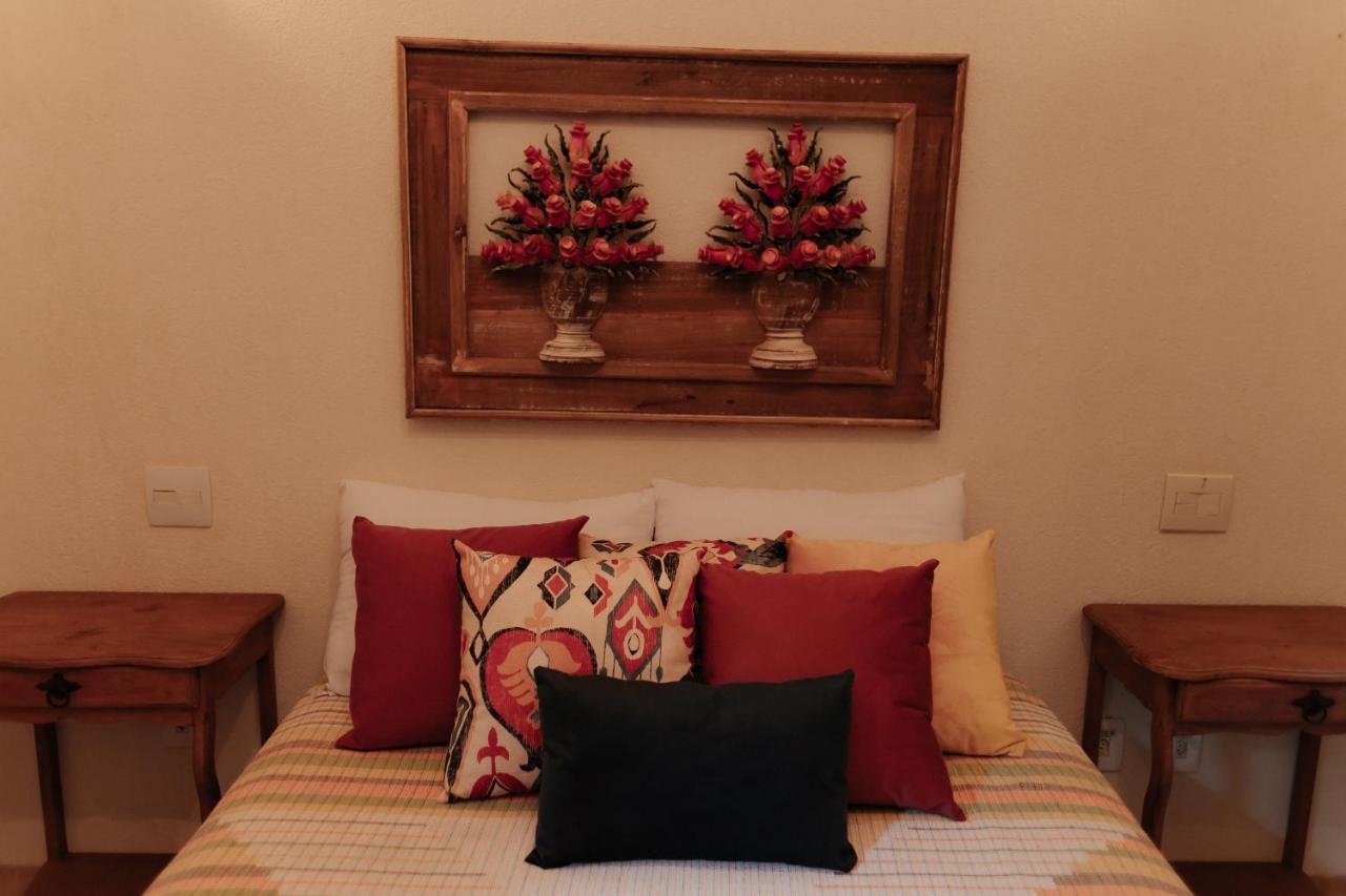 Hotel Pousada Chale Das Flores Sertaozinho Bagian luar foto