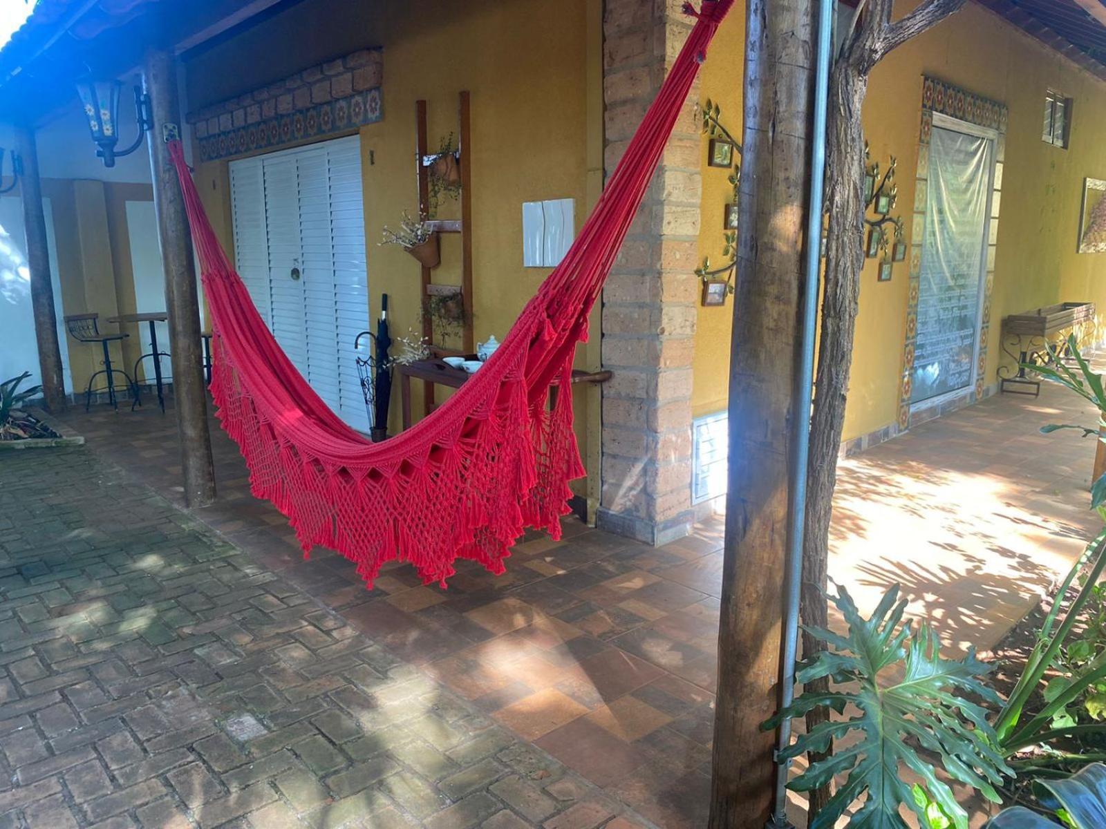 Hotel Pousada Chale Das Flores Sertaozinho Bagian luar foto